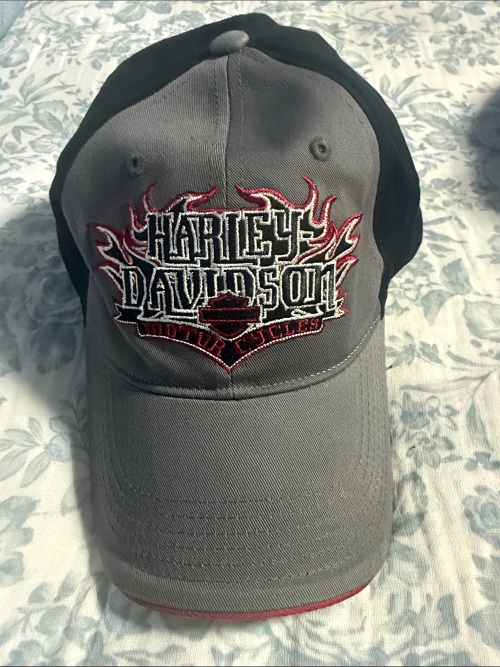Harley-Davidson Gray and Black Flame Logo Cap with Red Accents